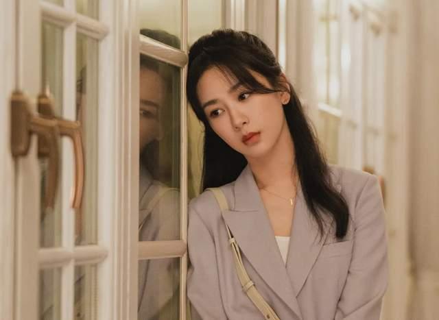 导演爆料杨紫是真的吗视频,杨紫真实情况揭秘,视频曝光惊人内幕 第3张 导演爆料杨紫是真的吗视频,杨紫真实情况揭秘,视频曝光惊人内幕 第3张